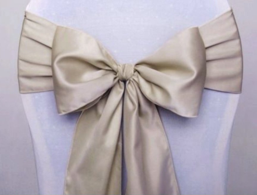 Stuhlschleifen beige